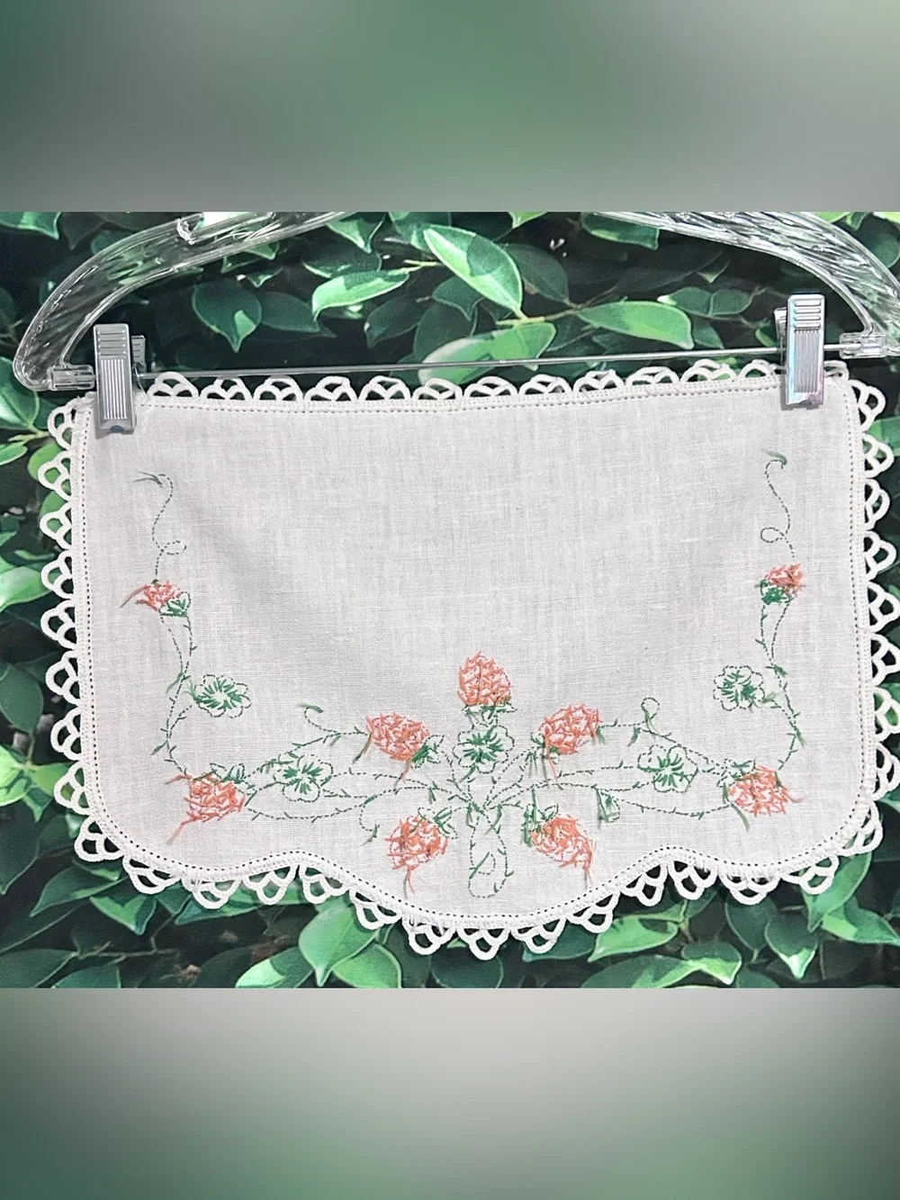 Vintage Embroidered Antimacassar Piece Berries Ivory 15.5